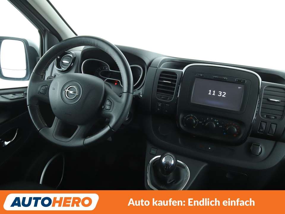 Opel Vivaro - Imagem 12
