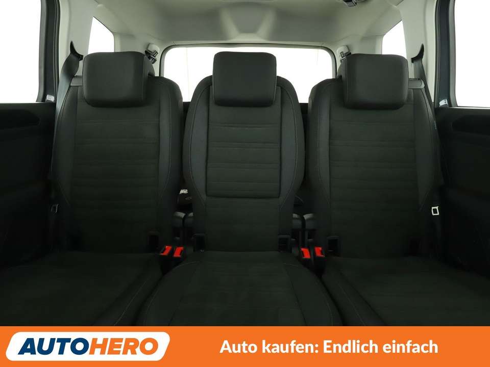 Volkswagen Touran - Imagem 14