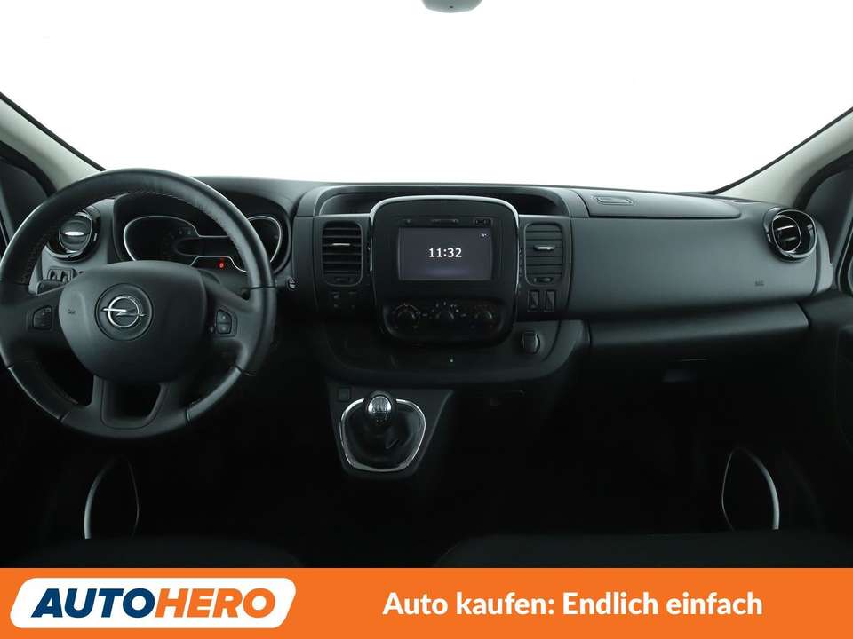 Opel Vivaro - Imagem 13