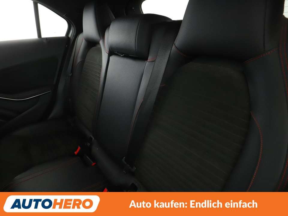 Mercedes-Benz A 180 - Imagem 14