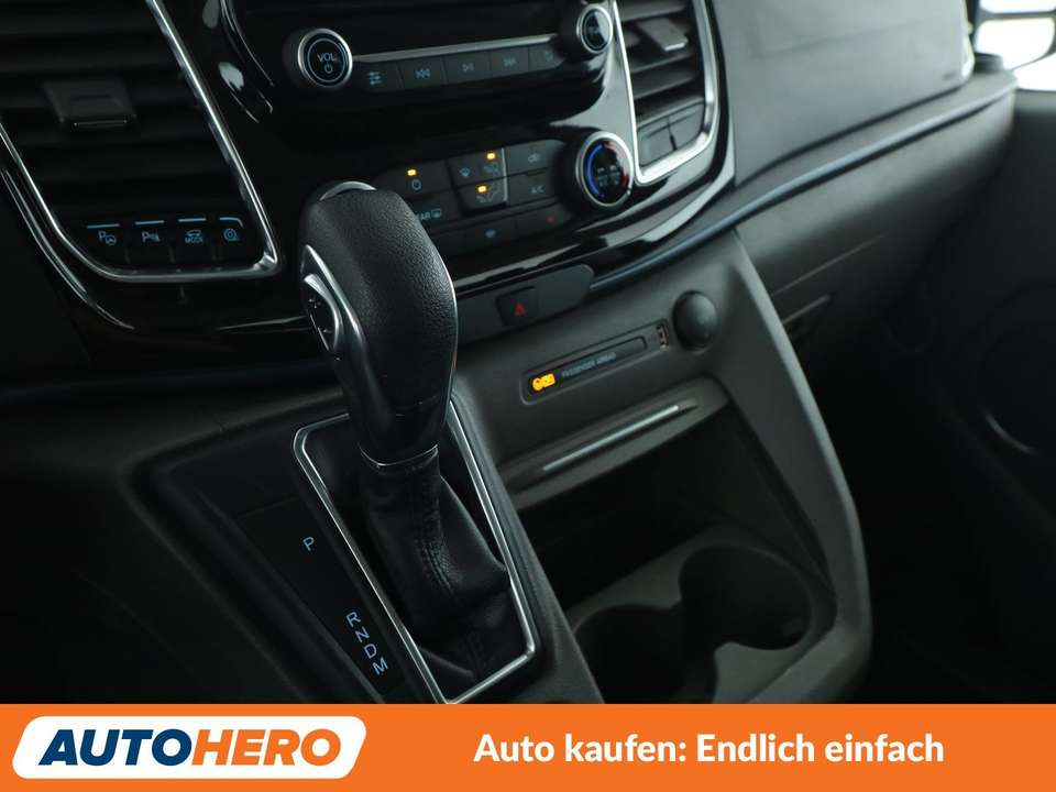 Ford Tourneo Custom - Imagem 15