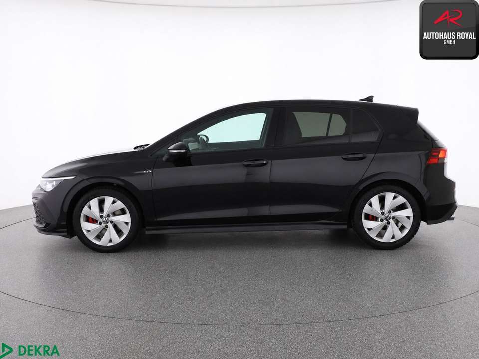 Volkswagen Golf - Imagem 2
