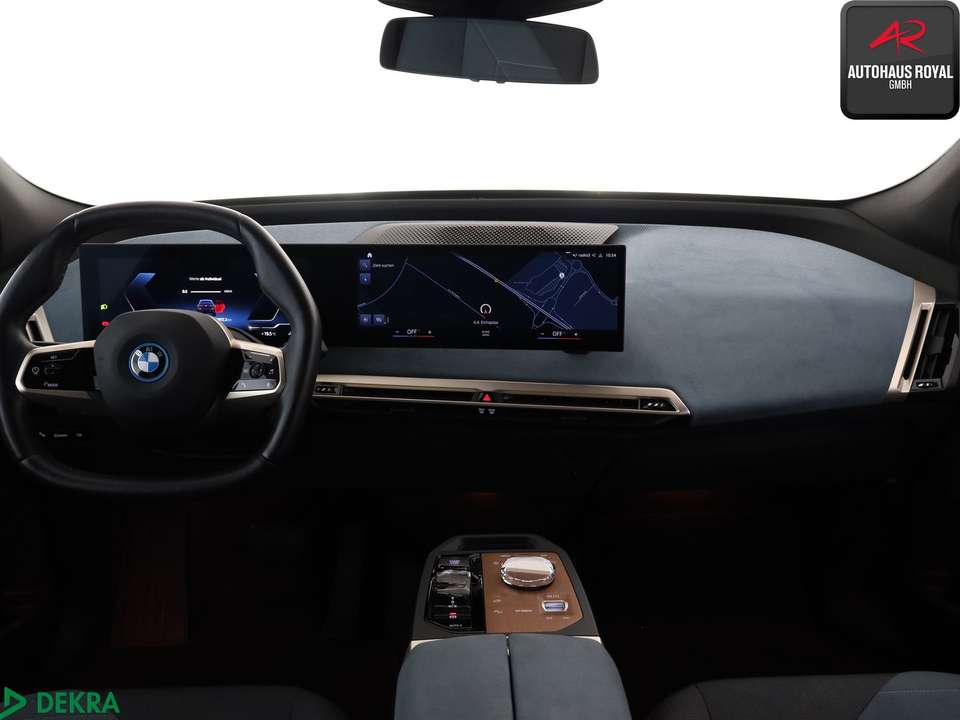 BMW iX - Imagem 9