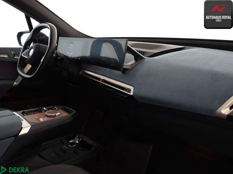 BMW iX - Imagem 11