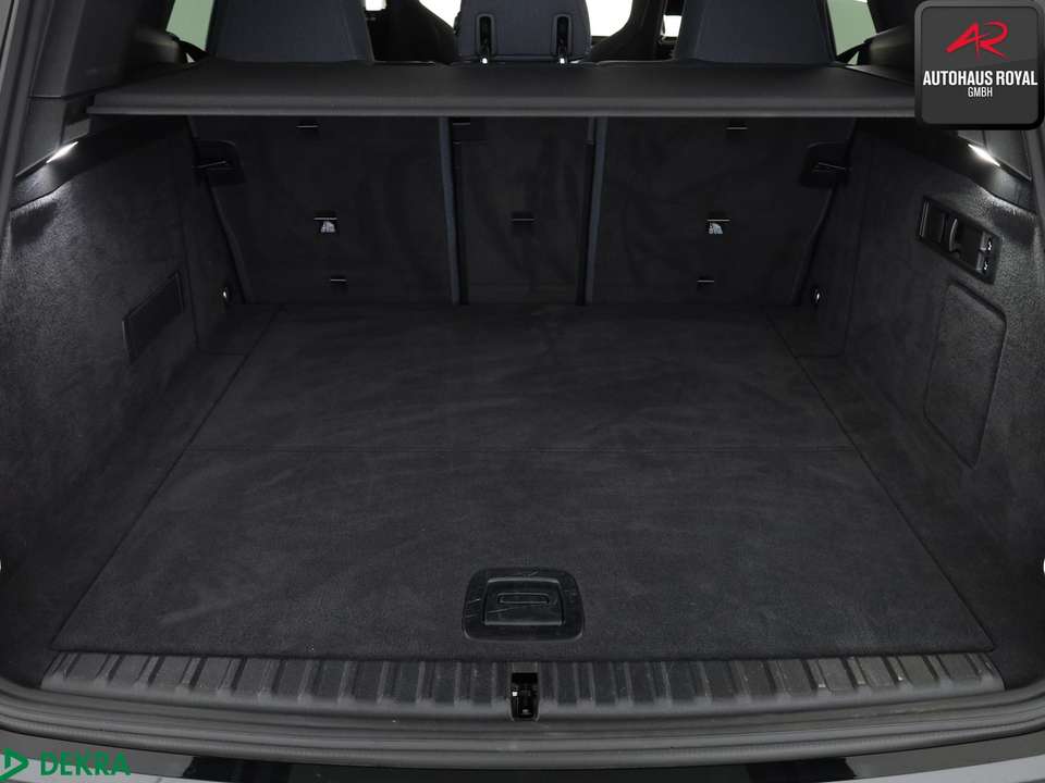 BMW iX - Imagem 12