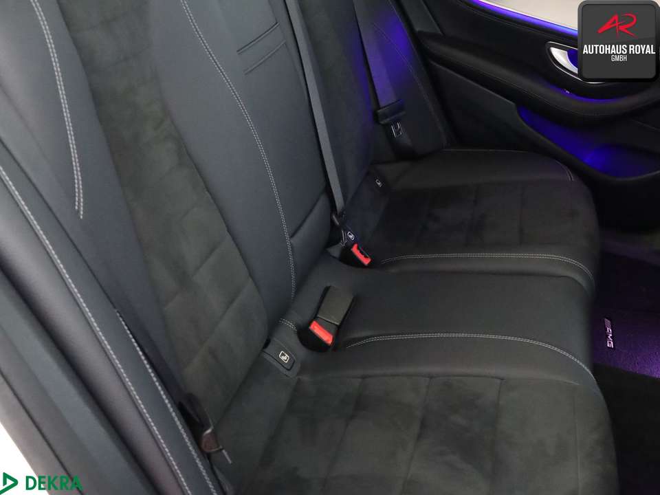 Mercedes-Benz E 200 - Imagem 13