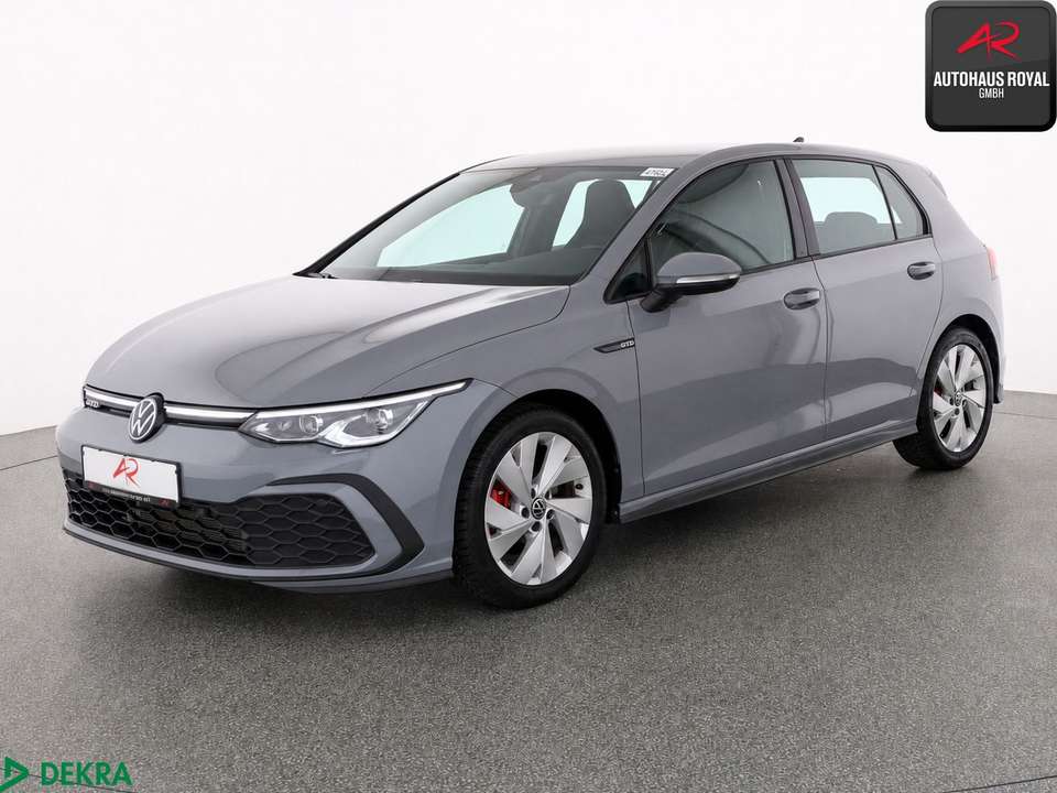 Volkswagen Golf - Imagem 1