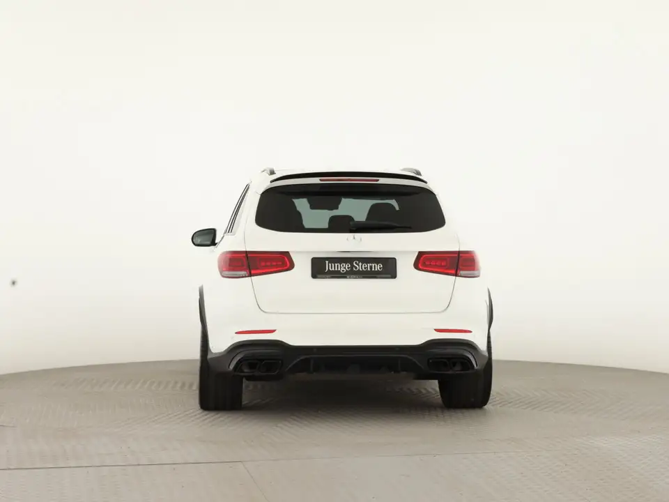 Mercedes-Benz GLC 63 AMG - Imagem 2