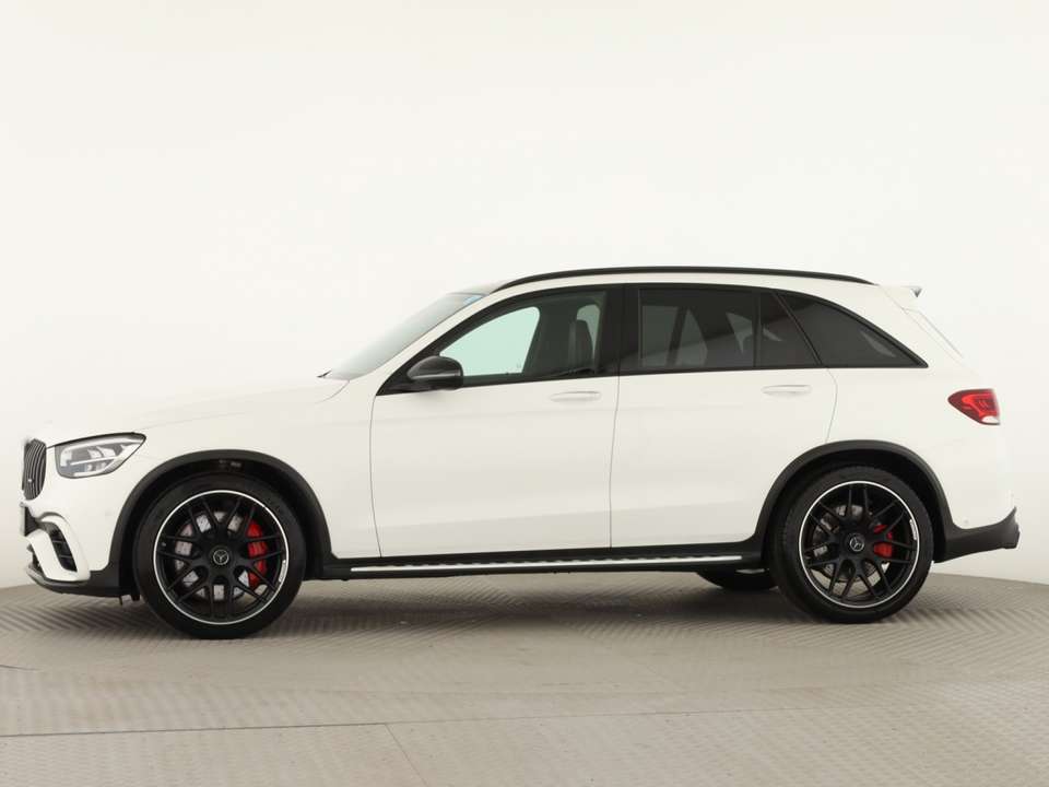 Mercedes-Benz GLC 63 AMG - Imagem 8