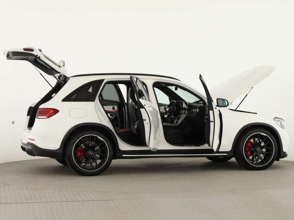 Mercedes-Benz GLC 63 AMG - Imagem 9