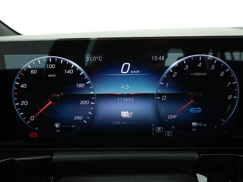Mercedes-Benz GLA 250 - Imagem 13