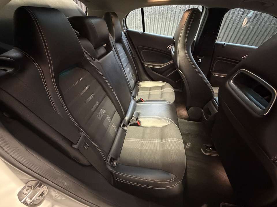 Mercedes-Benz GLA 250 - Imagem 11