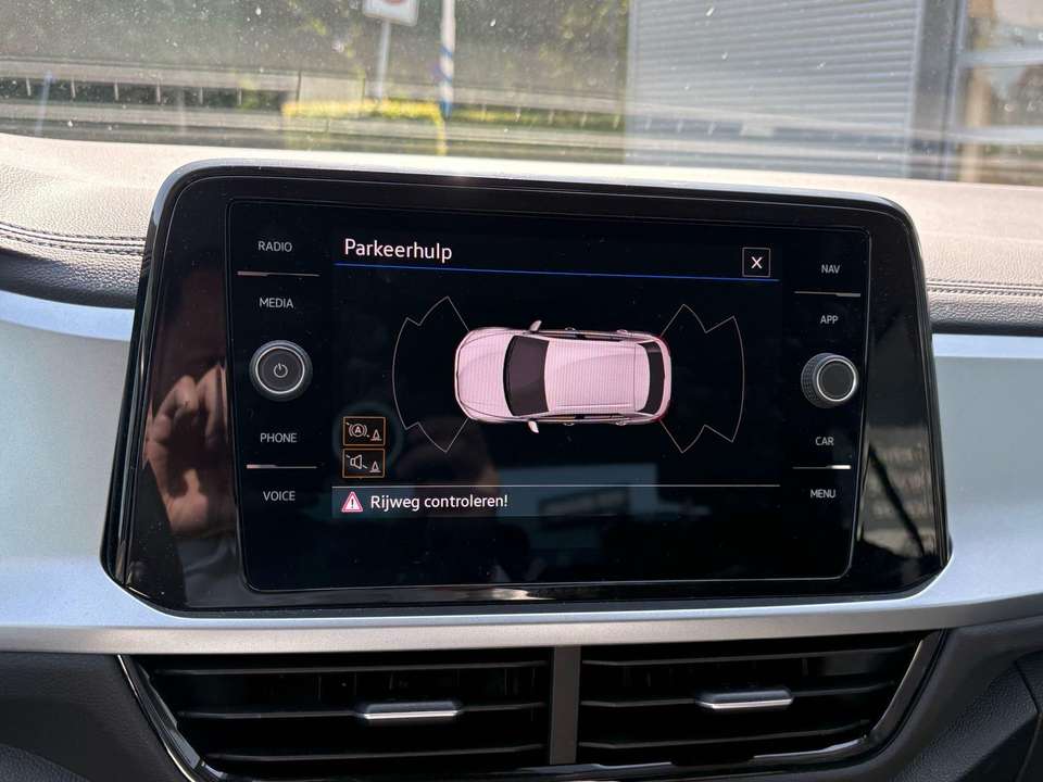 Volkswagen T-Roc - Imagem 15