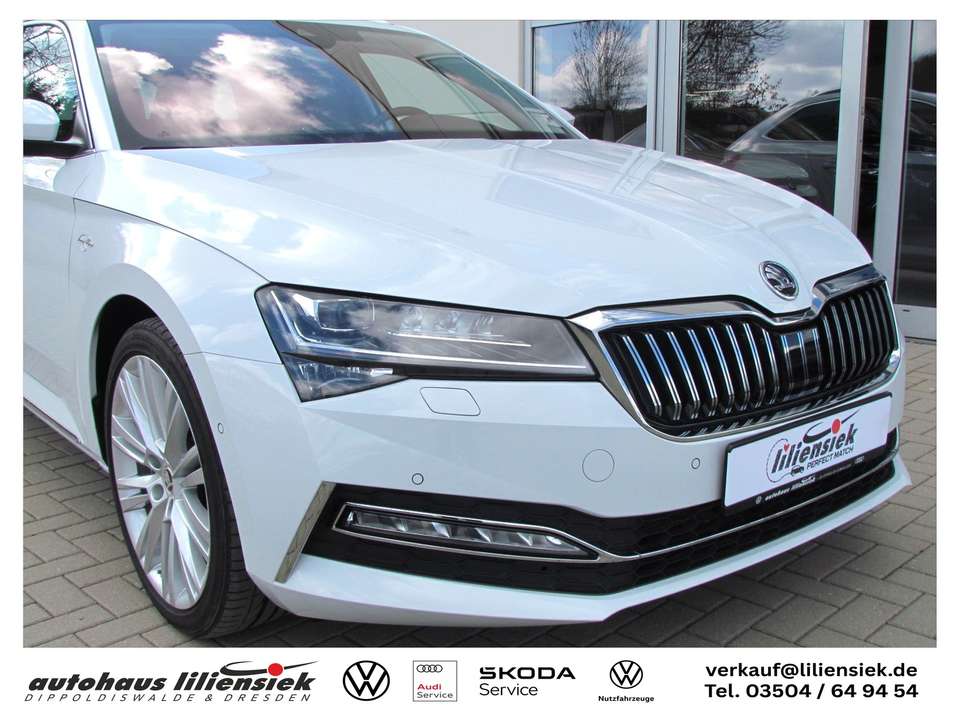 Skoda Superb - Imagem 6