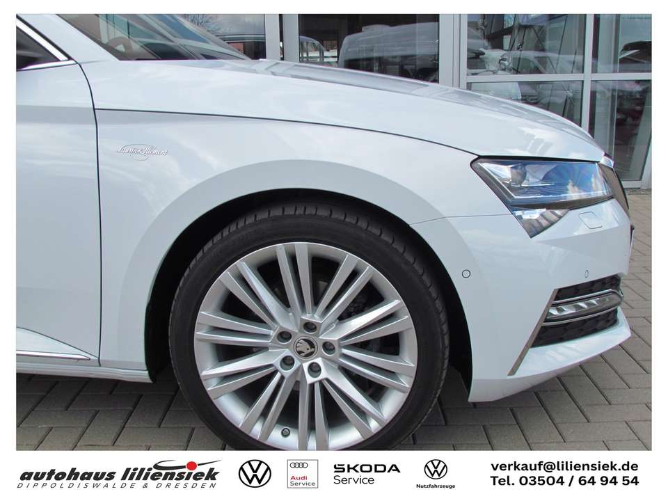 Skoda Superb - Imagem 7
