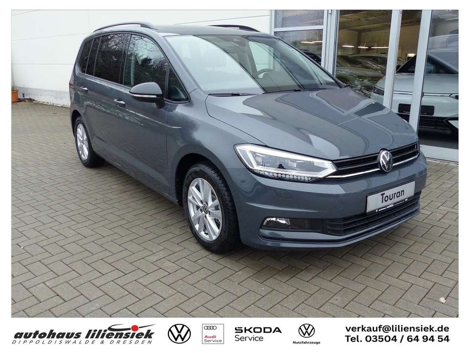 Volkswagen Touran - Imagem 1