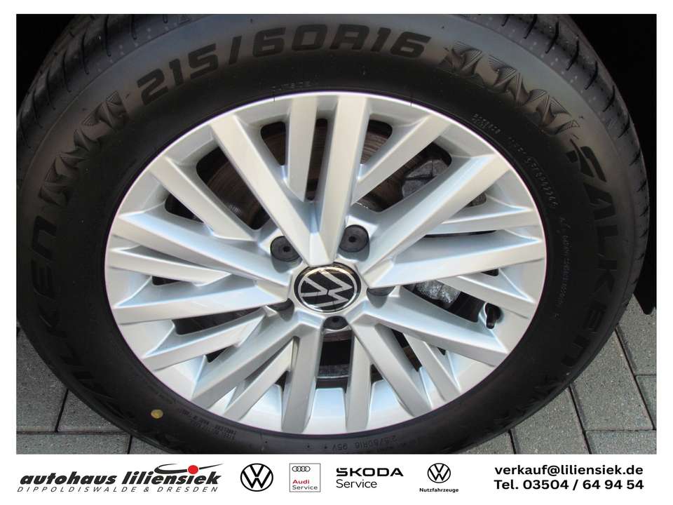 Volkswagen T-Roc - Imagem 8
