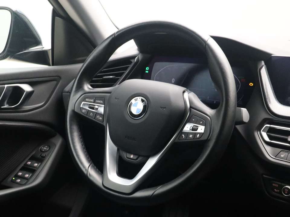 BMW 218 - Imagem 2