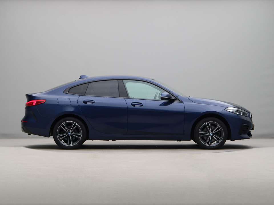 BMW 218 - Imagem 7