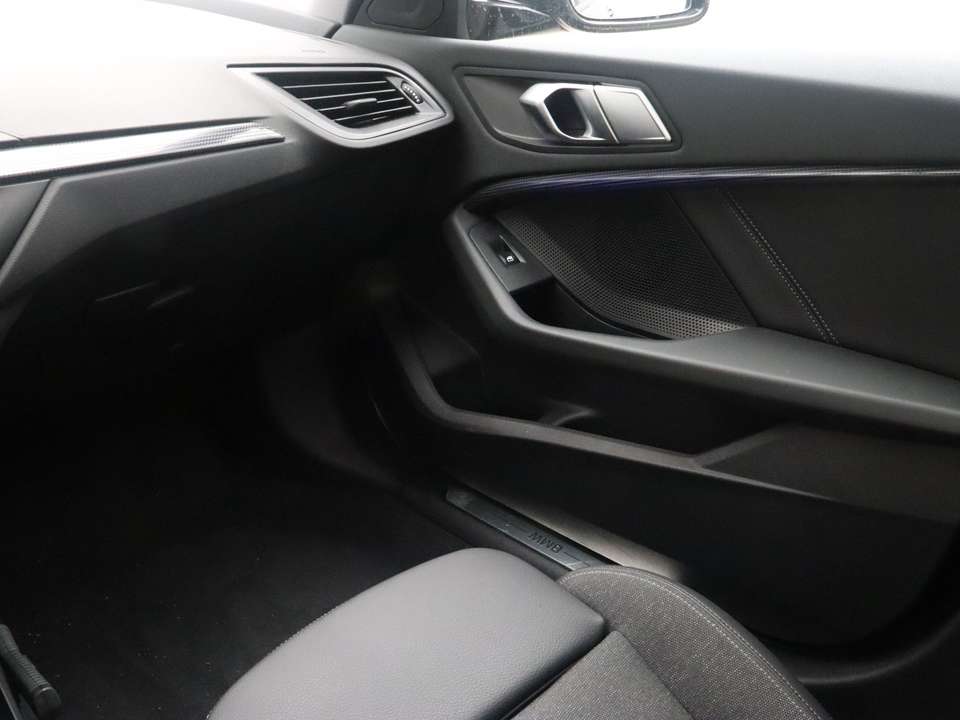 BMW 118 - Imagem 14