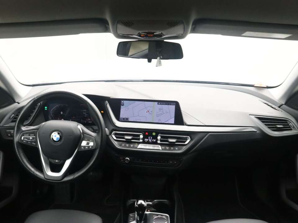 BMW 218 - Imagem 12
