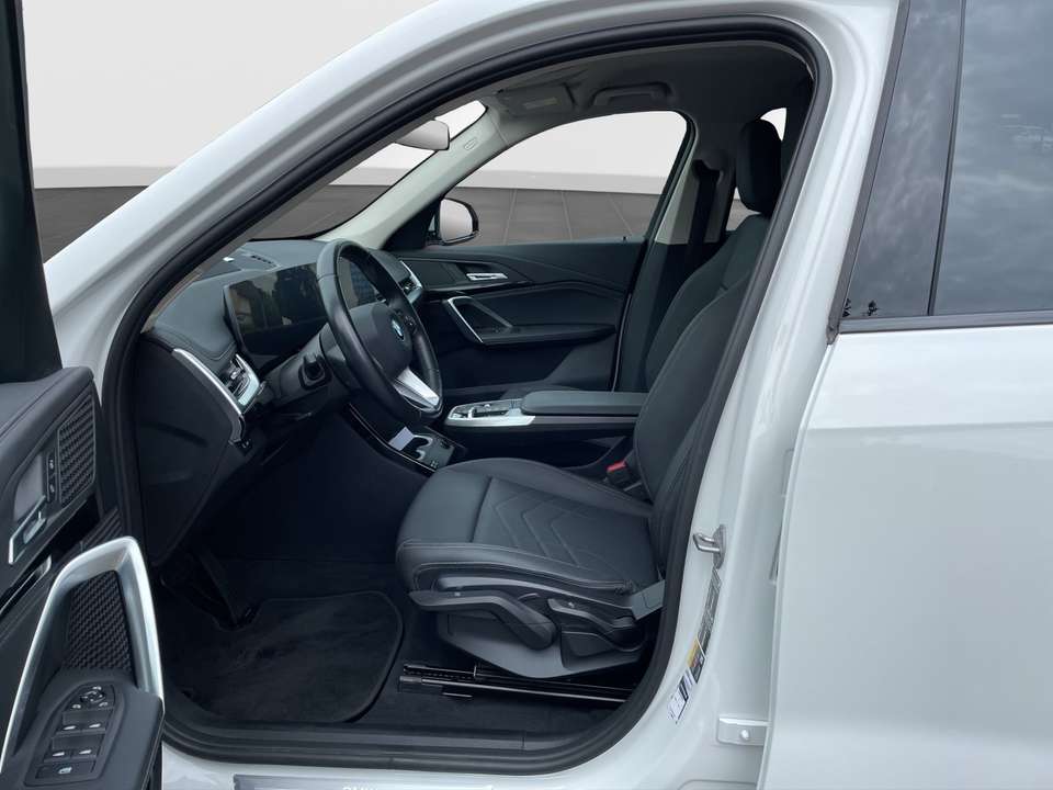 BMW iX - Imagem 10