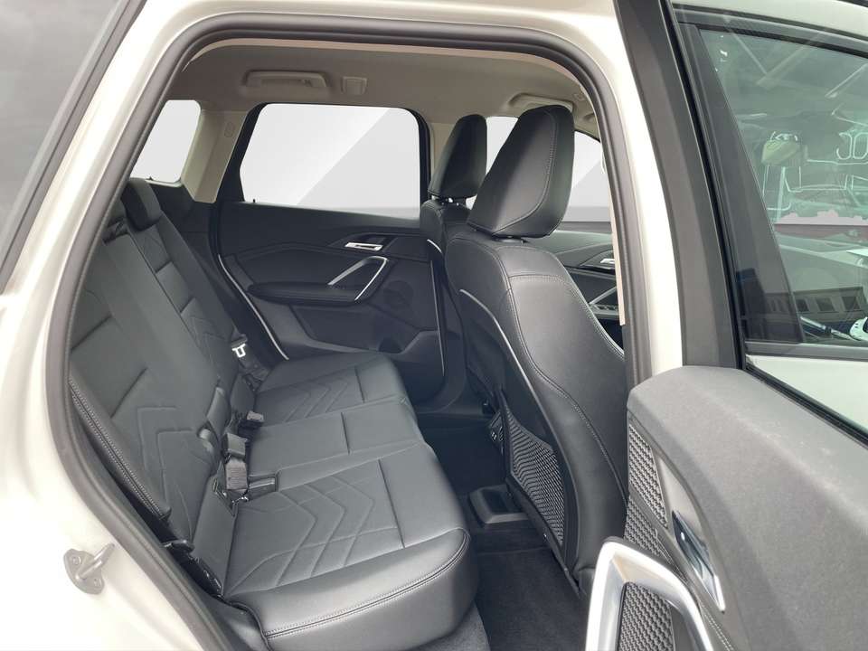 BMW iX - Imagem 13