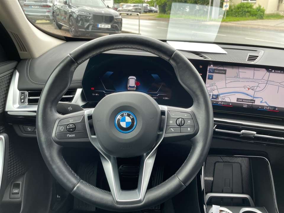 BMW iX - Imagem 15