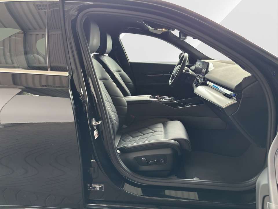 BMW 520 - Imagem 11