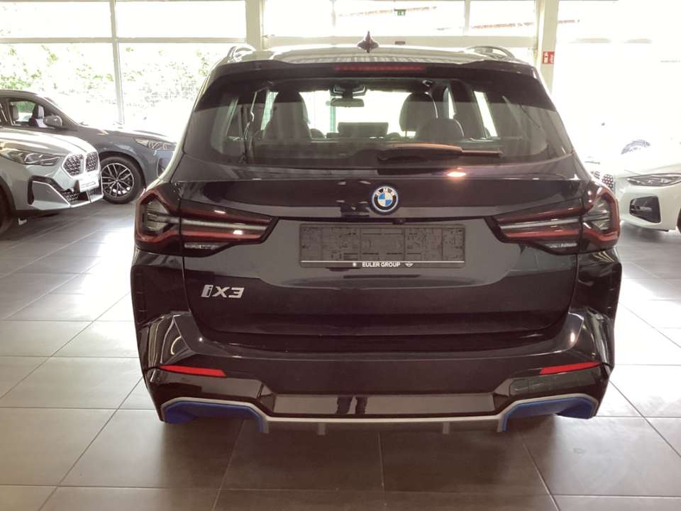 BMW iX3 - Imagem 6