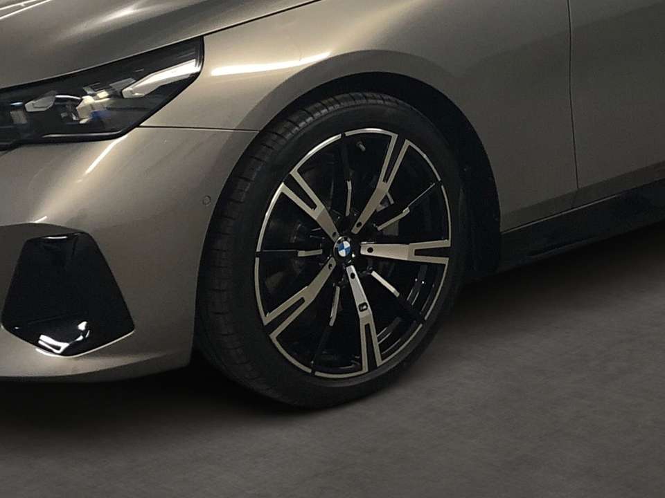 BMW 540 - Imagem 6