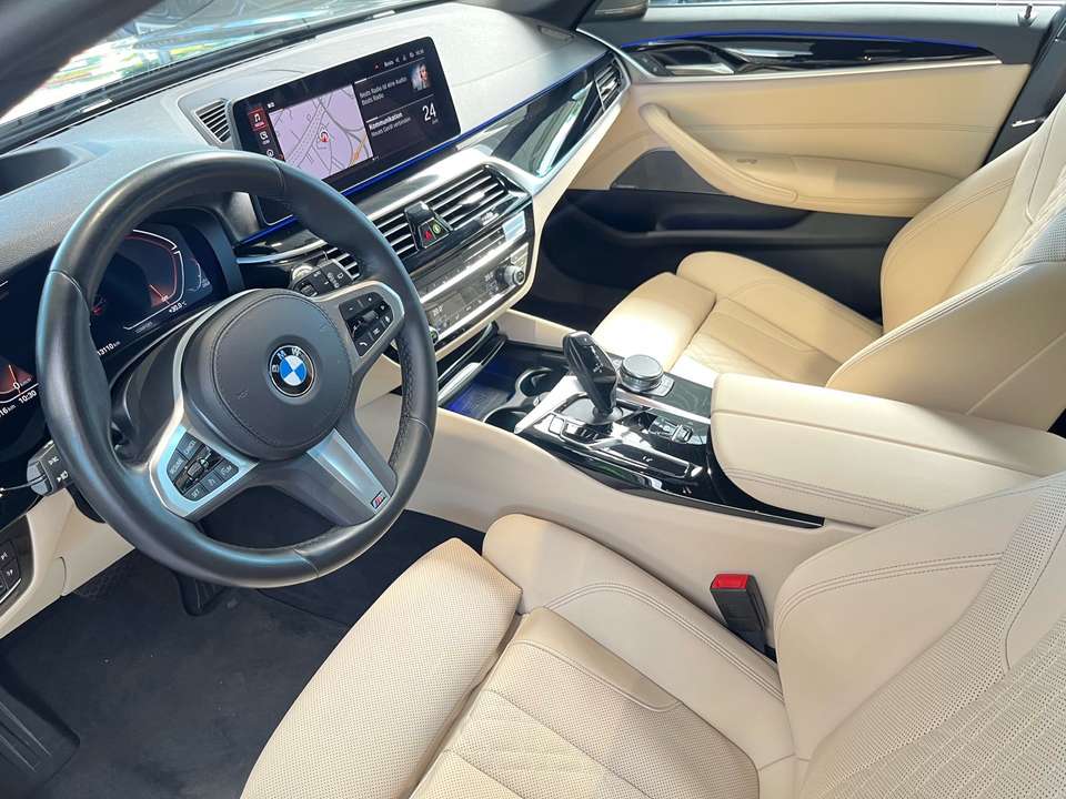 BMW 520 - Imagem 12