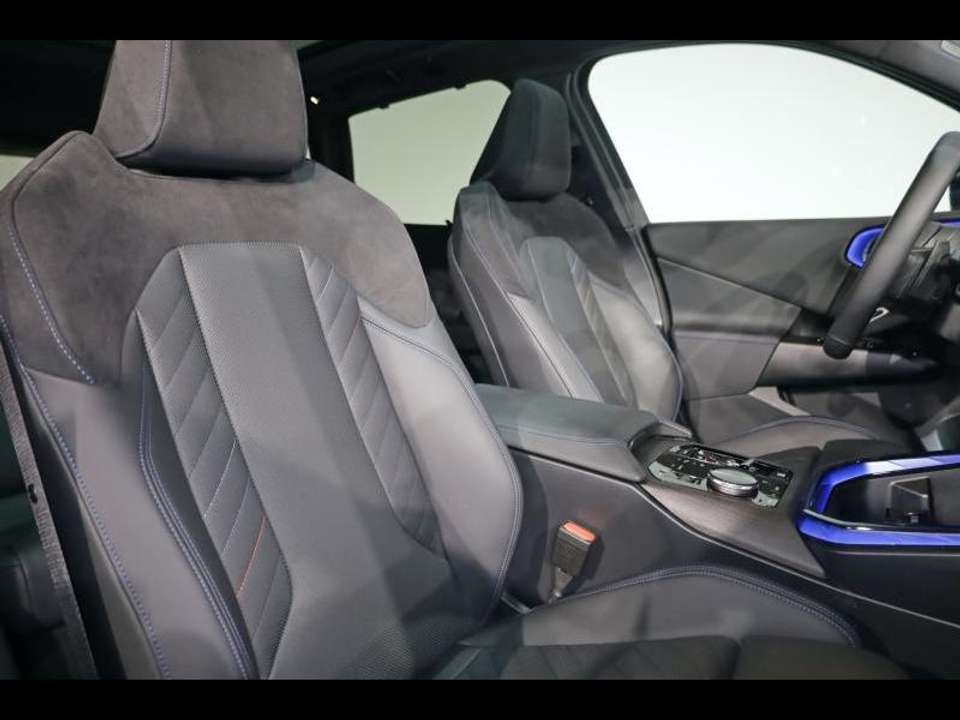 BMW X3 - Imagem 11