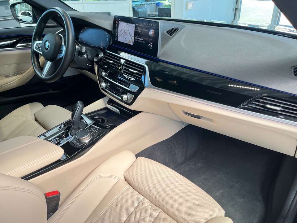 BMW 520 - Imagem 13