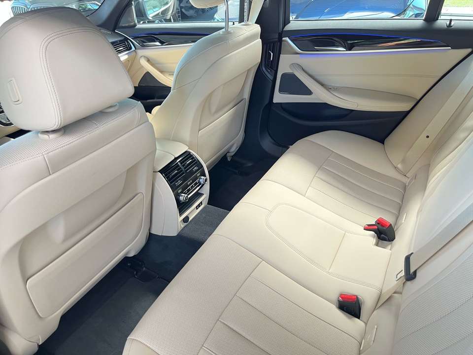 BMW 520 - Imagem 14