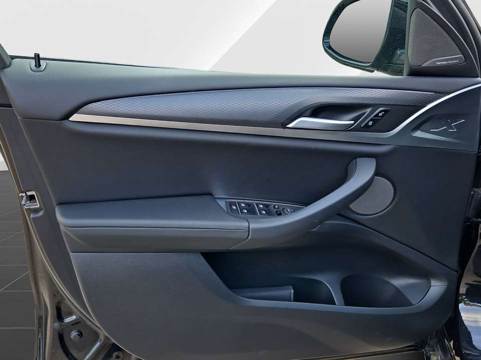 BMW X4 - Imagem 11