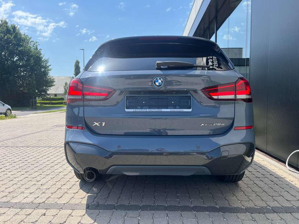 BMW X1 - Imagem 6
