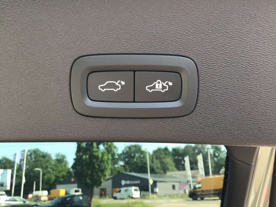 Volvo C40 - Imagem 8