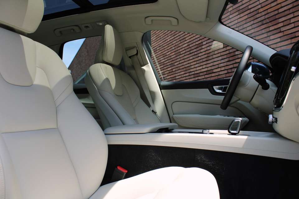 Volvo XC60 - Imagem 3
