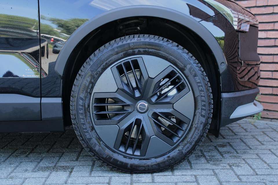 Volvo EX30 - Imagem 9