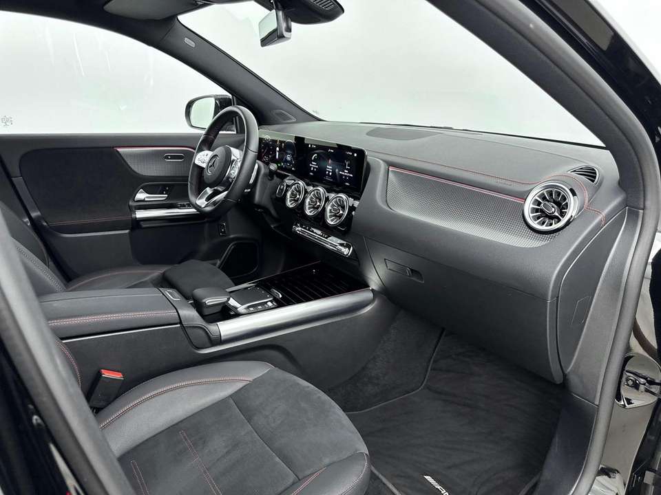 Mercedes-Benz EQA 250 - Imagem 9