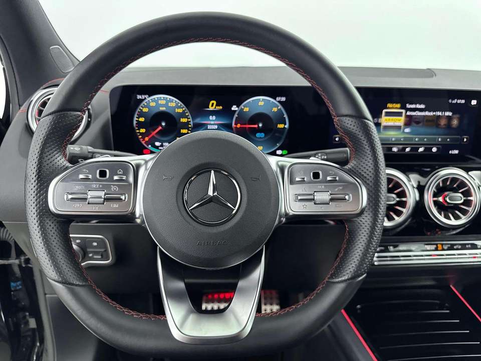 Mercedes-Benz EQA 250 - Imagem 13