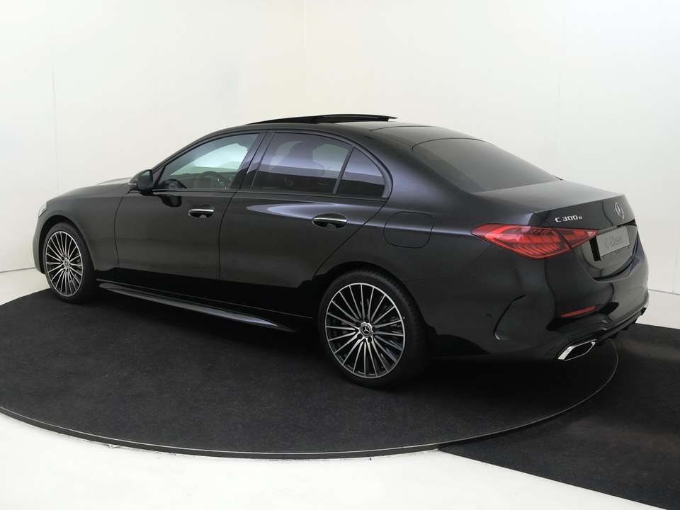 Mercedes-Benz C 300 - Imagem 3