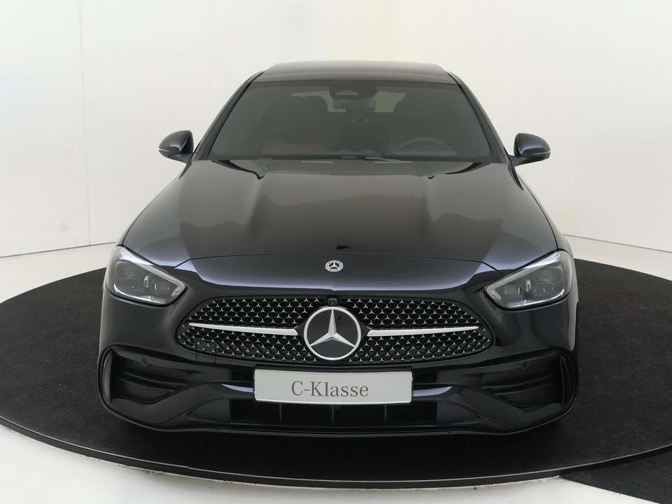 Mercedes-Benz C 300 - Imagem 6