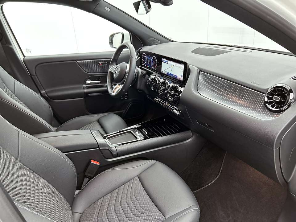Mercedes-Benz GLA 250 - Imagem 6