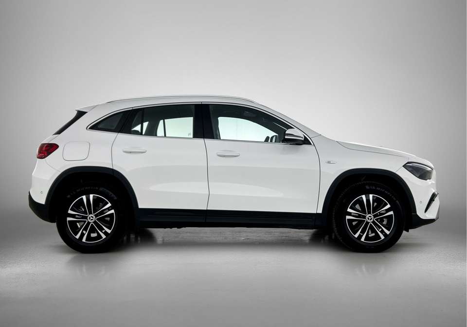 Mercedes-Benz GLA 250 - Imagem 12