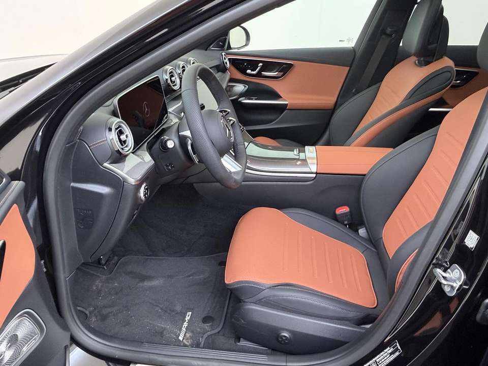 Mercedes-Benz C 300 - Imagem 11