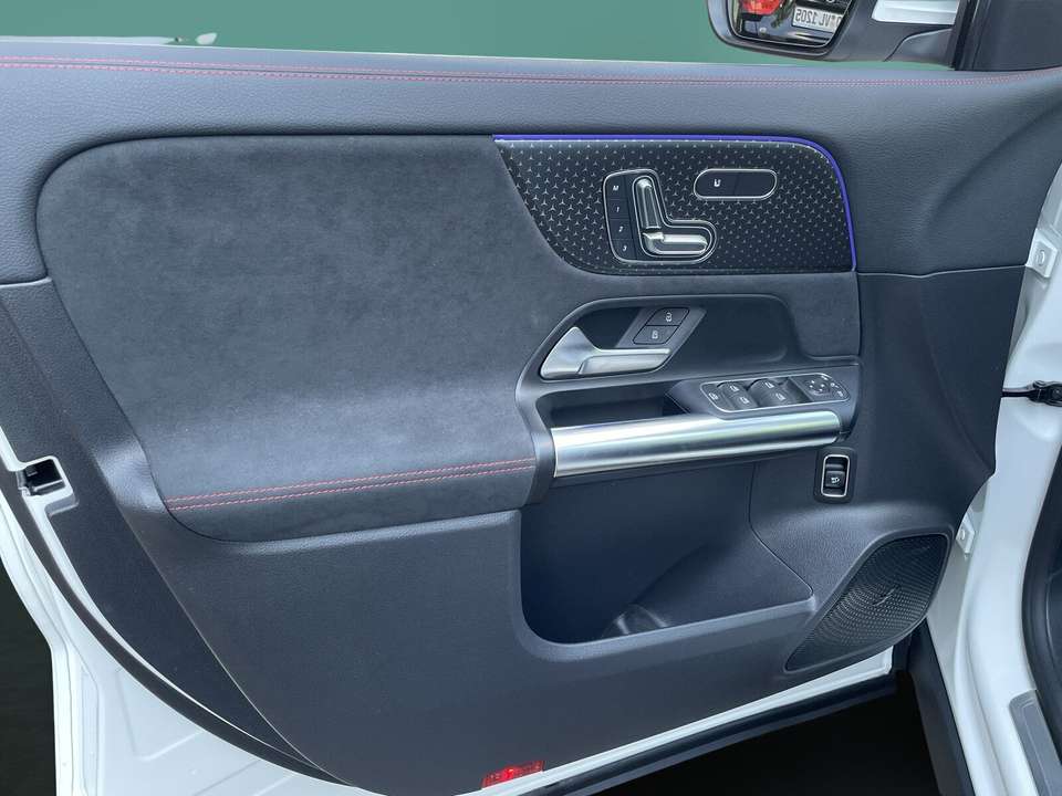 Mercedes-Benz EQA 250 - Imagem 9