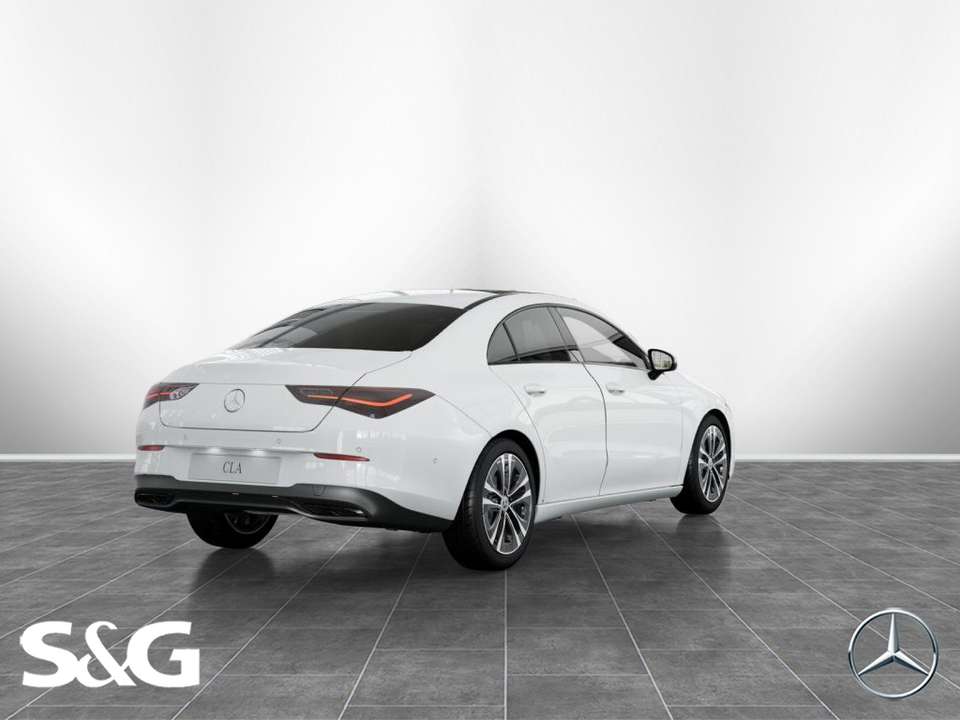Mercedes-Benz CLA 180 - Imagem 4