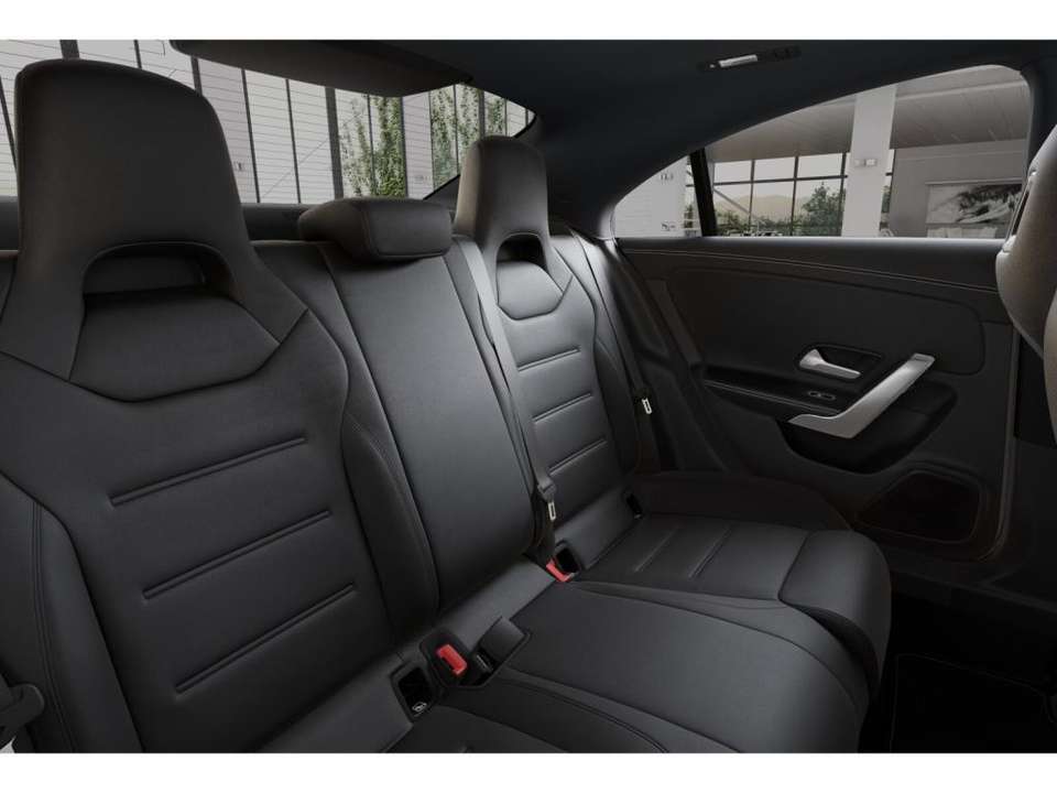 Mercedes-Benz CLA 180 - Imagem 11